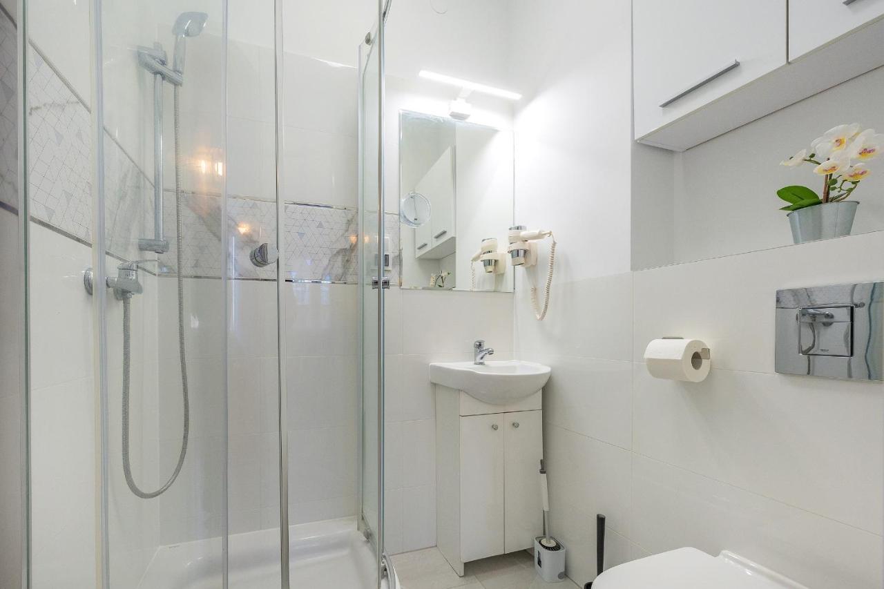 Hello Apartments Modern Studio Sw Ducha กดัญสก์ ภายนอก รูปภาพ